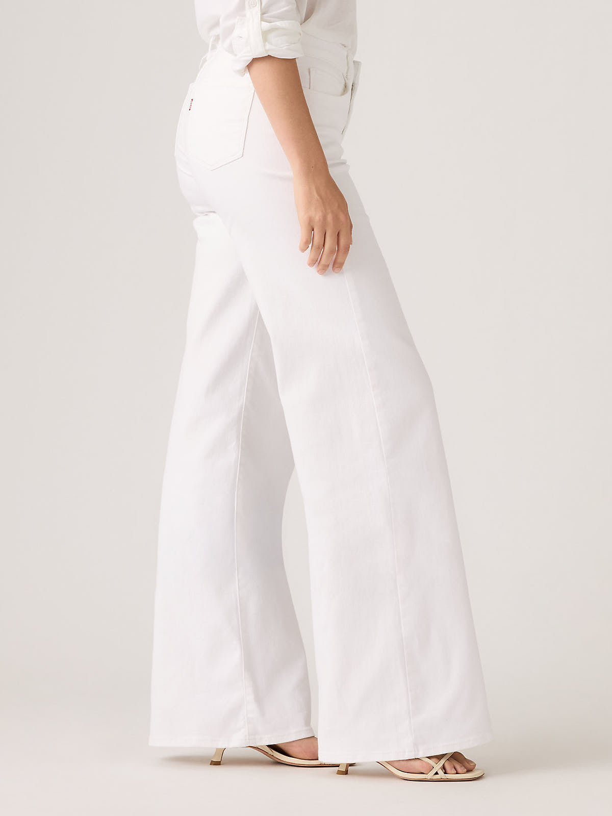 Levi’s 318 Shaping Clean White Wide Jeans by Levi Strauss & Co with high waist and wide leg denim style.