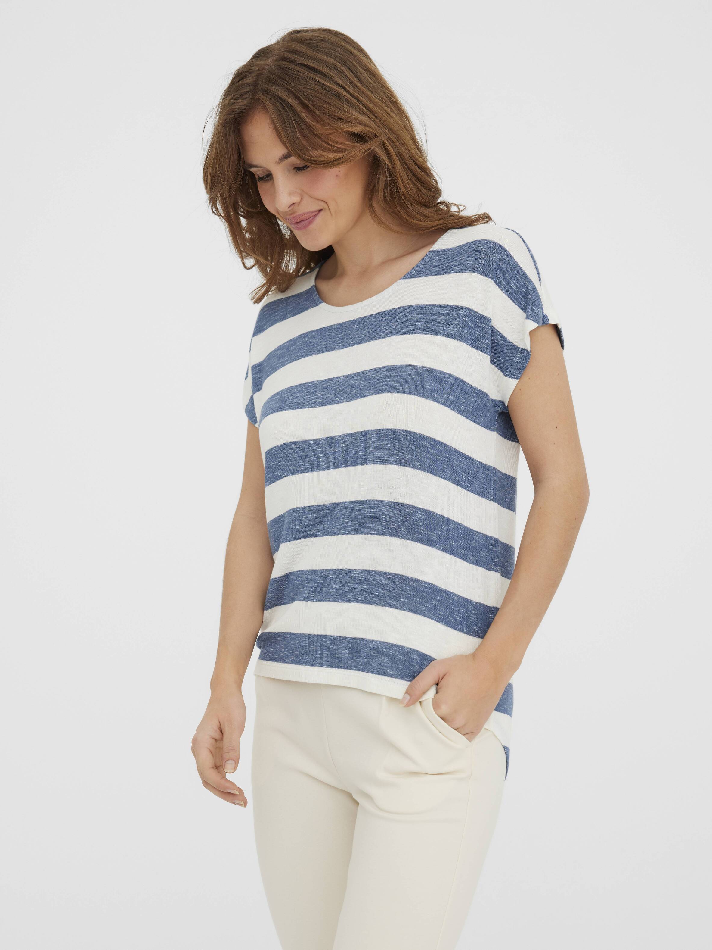 Vero Moda Wide Strap Fitted Top in blue and white stripes paired with light beige pants by Vero Moda