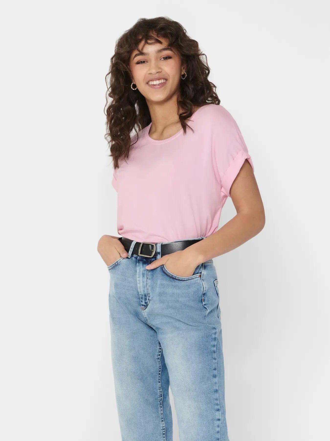 ONLY Moster Short Sleeve Crew Tee in soft pink by Only styled with light denim jeans and black belt