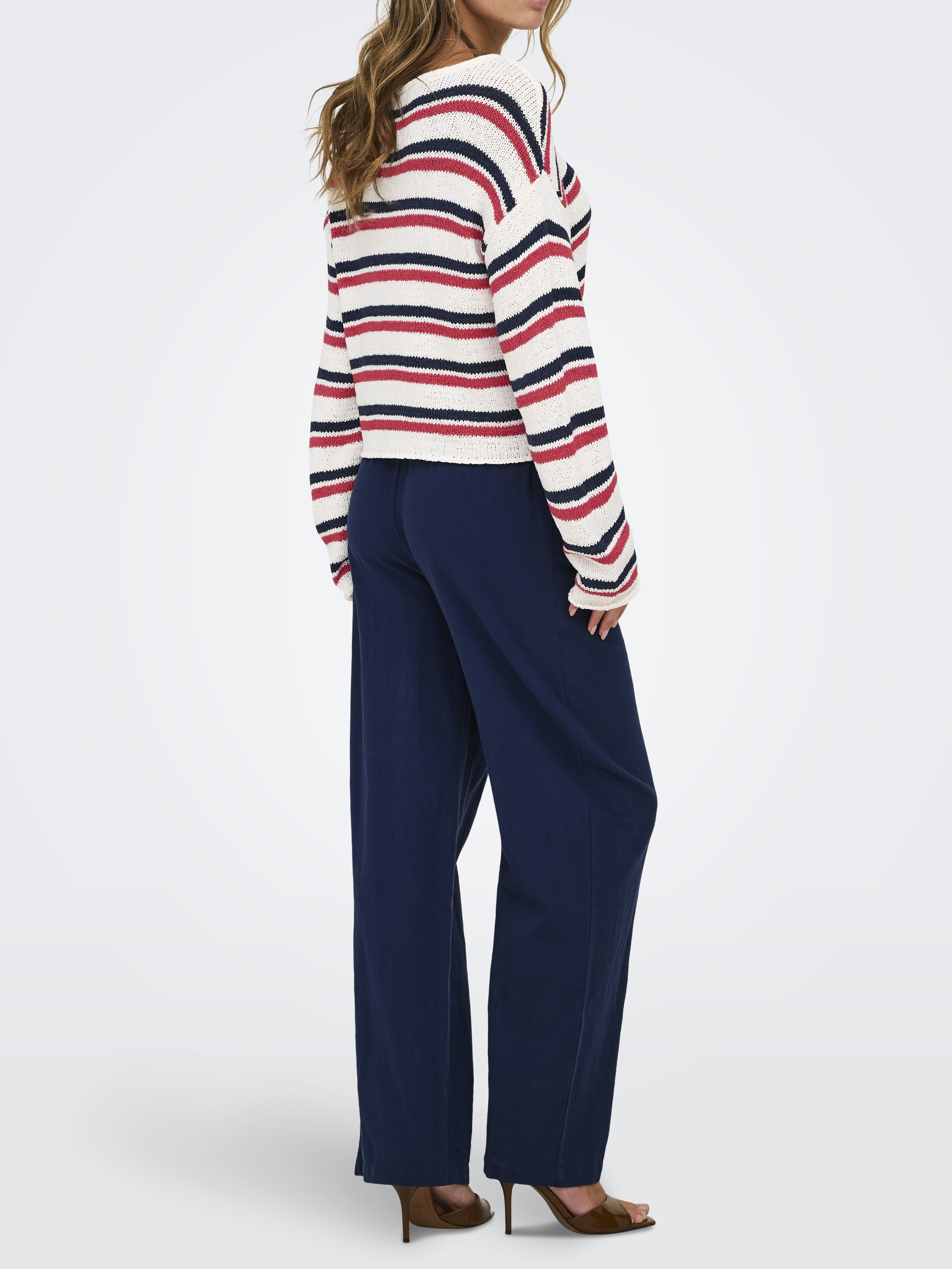 ONLY Geena Crew Neck Knit Sweater