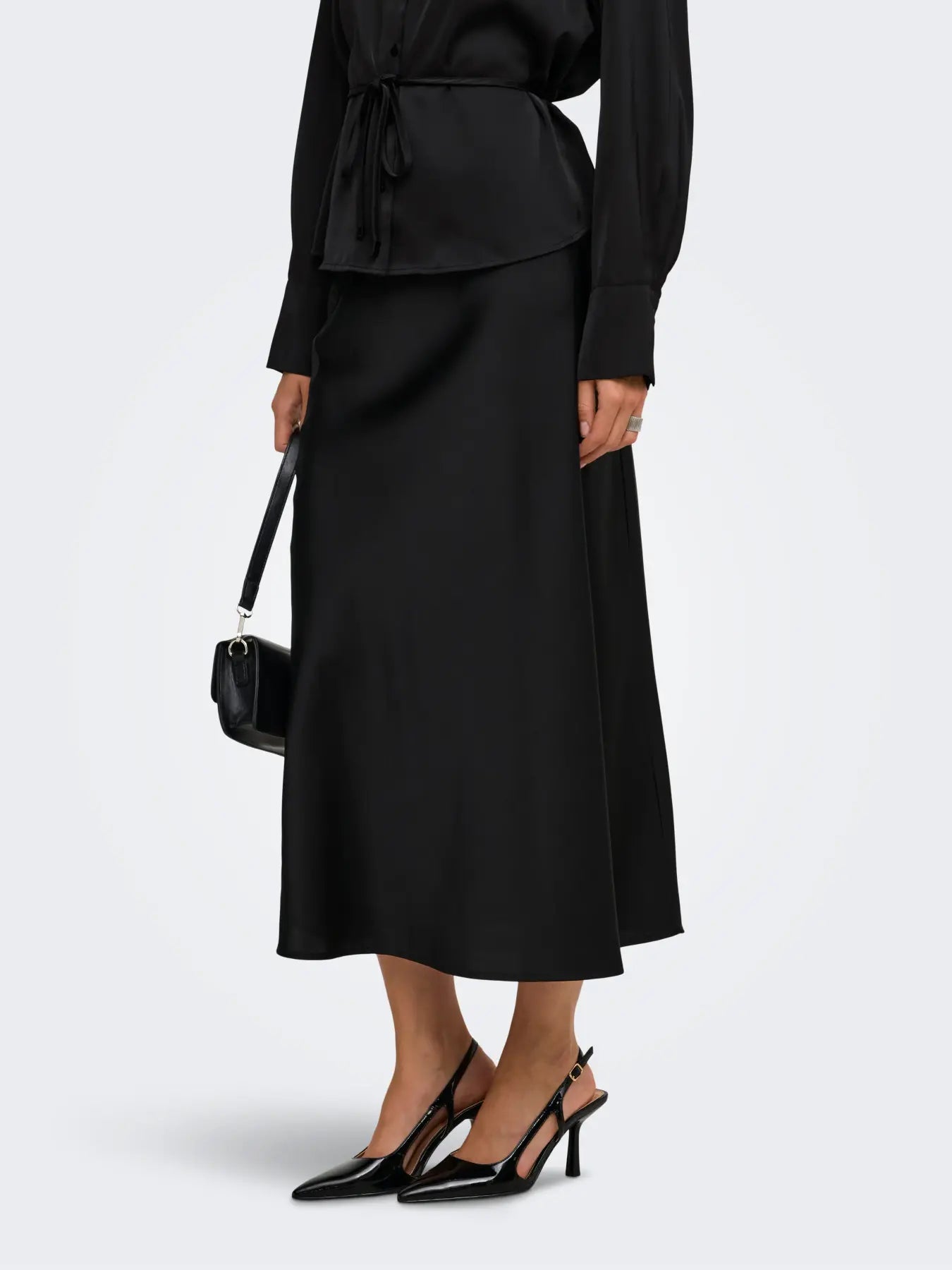 Jaqueline de Yong Aria Satin Midi Skirt