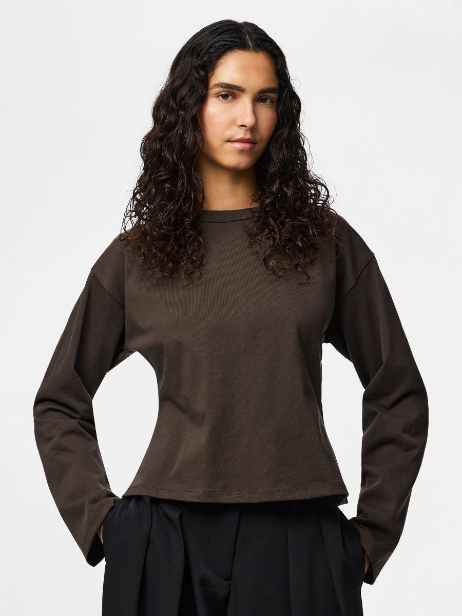 Dark brown long sleeve top with back zip detail, styled simply for a clean look by Pieces, named Amy Back Zip Long Sleeve Top.