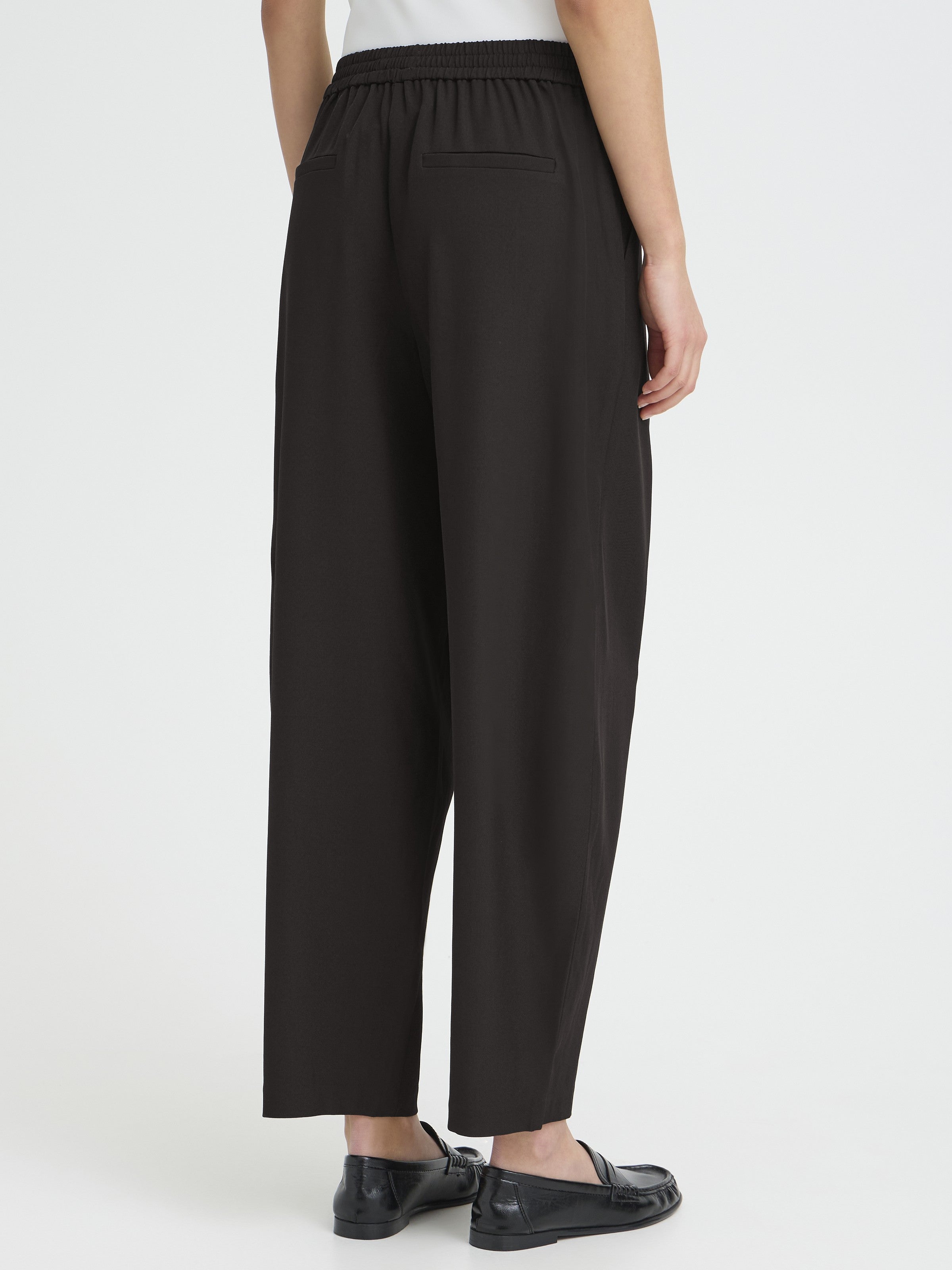 The Ichi Fava Barrel Pant