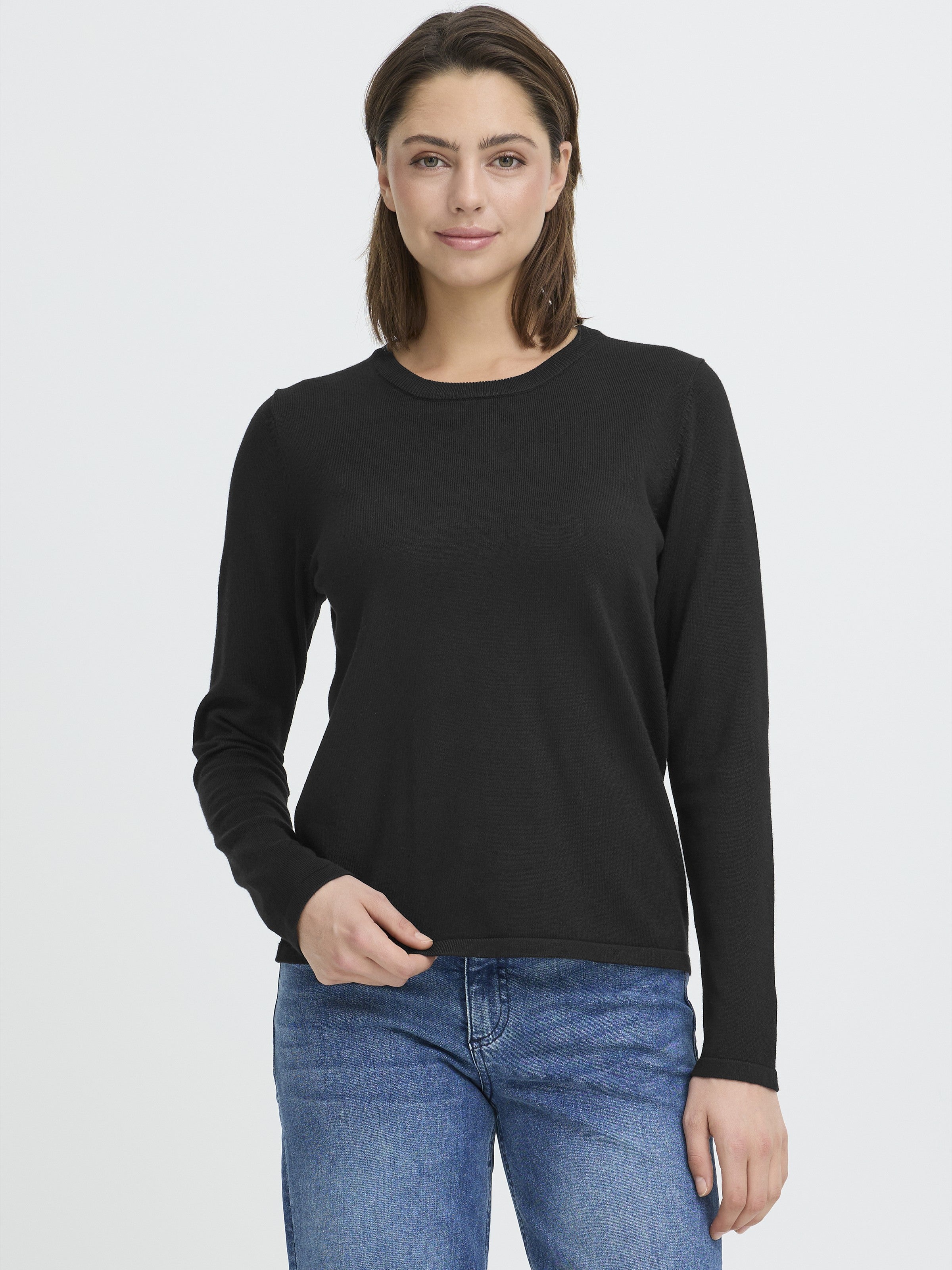 Ichi Luis Classic Crew Neck Sweater