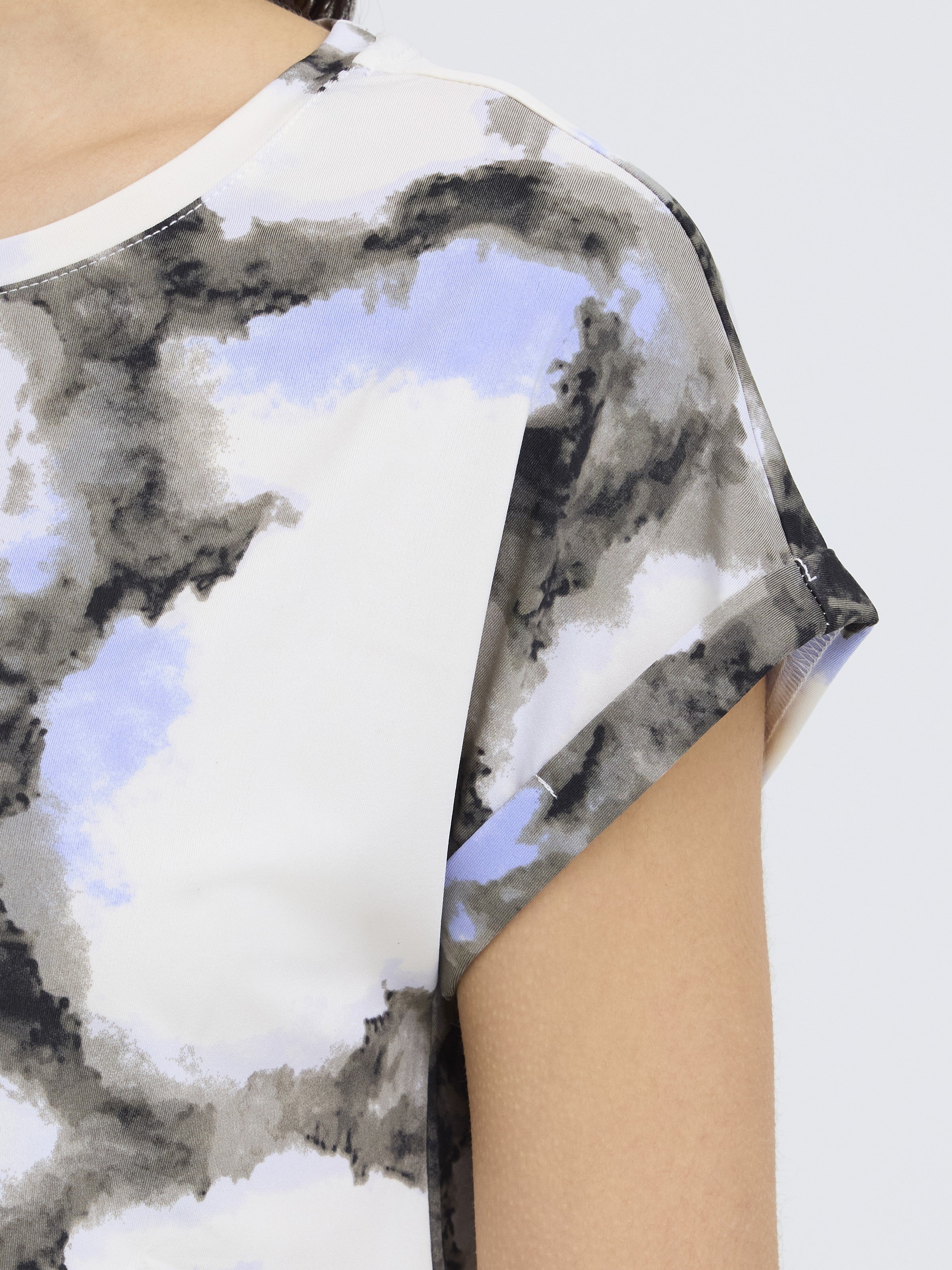 Fransa Seen  Crew Neck Short Sleeve Top