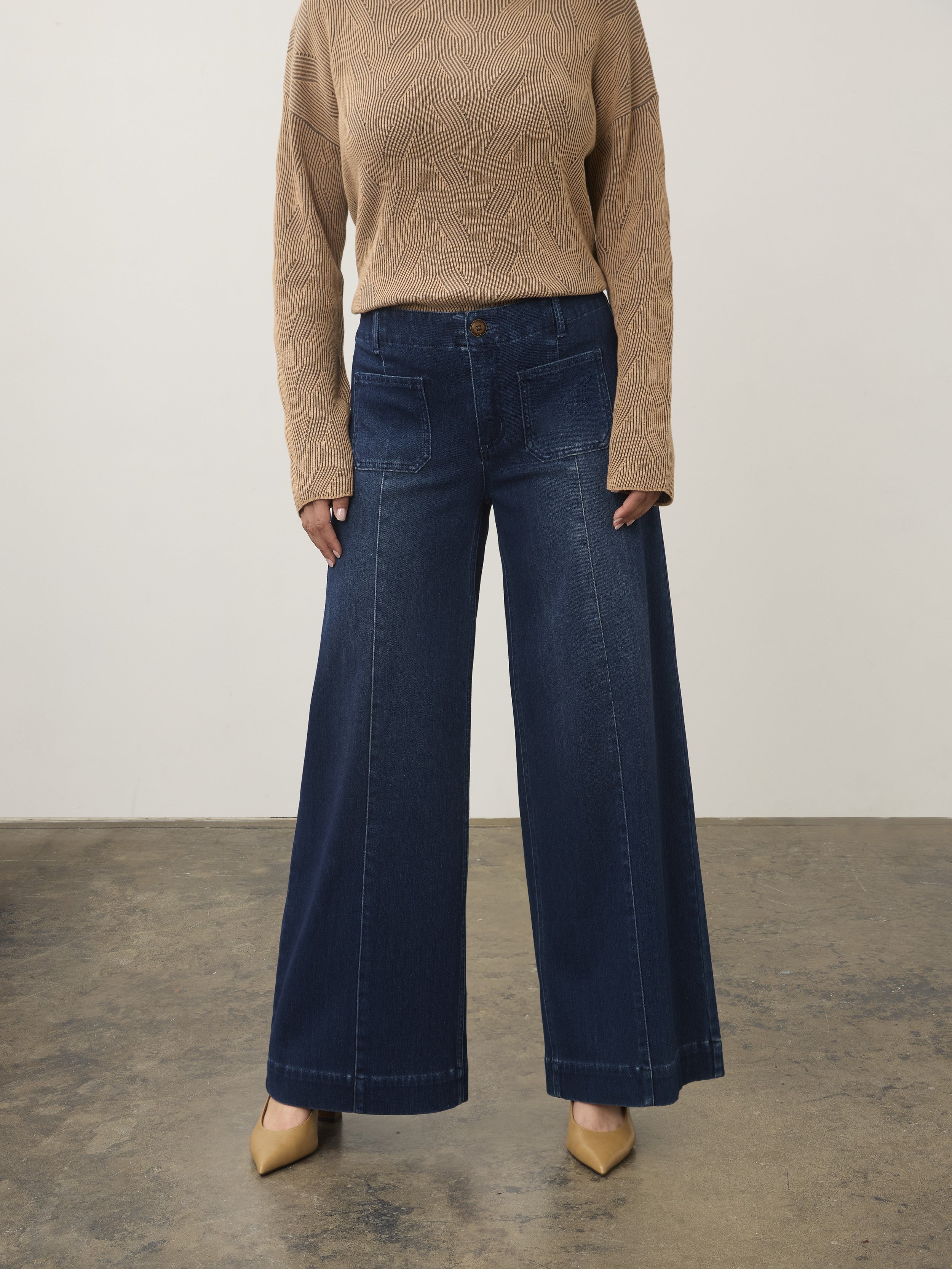 FDJ Pull-On Double Pocket Wide Leg Jeans