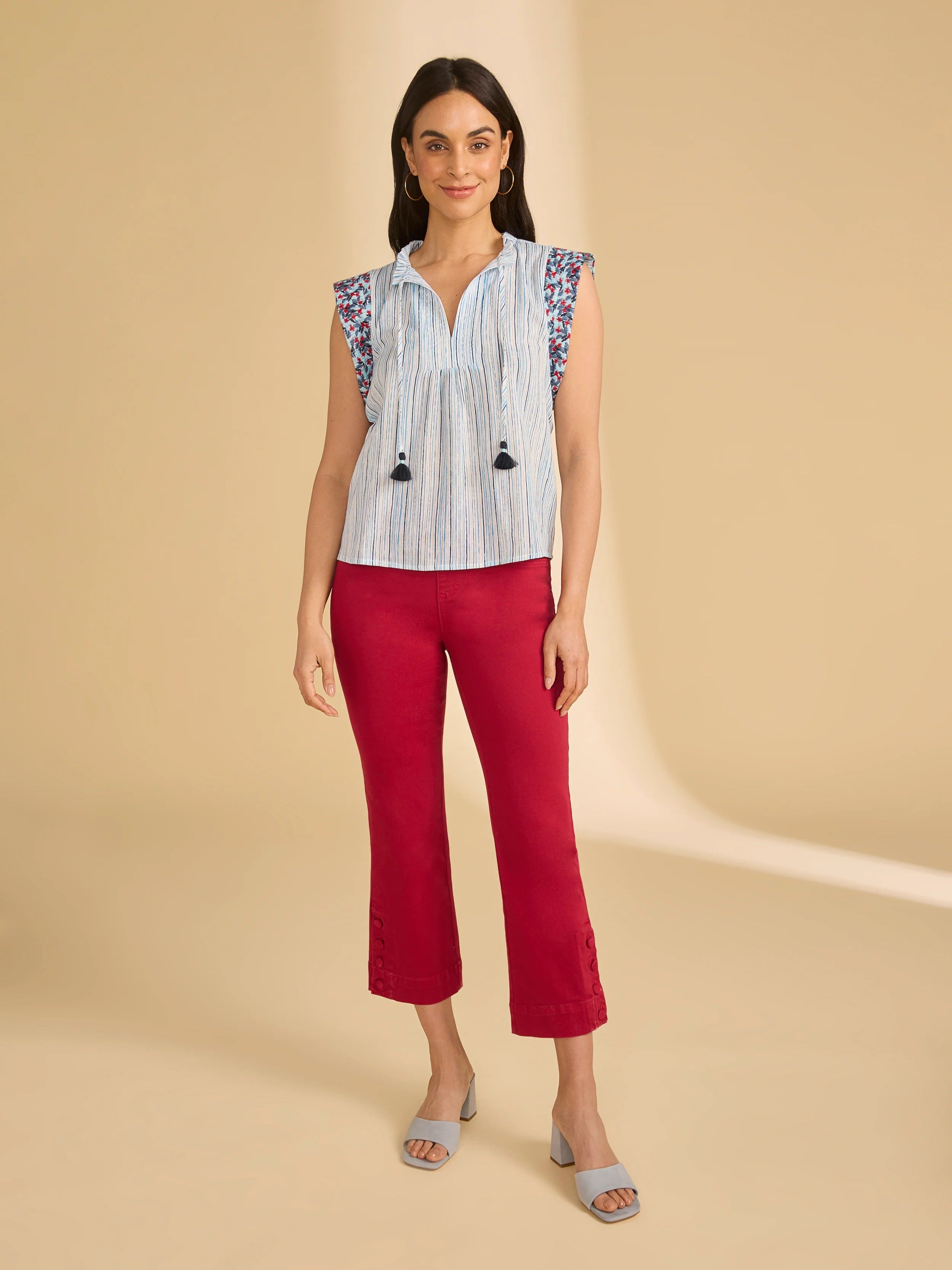 FDJ Olivia Pull-On 26" Inseam Button Hem Crop Pant