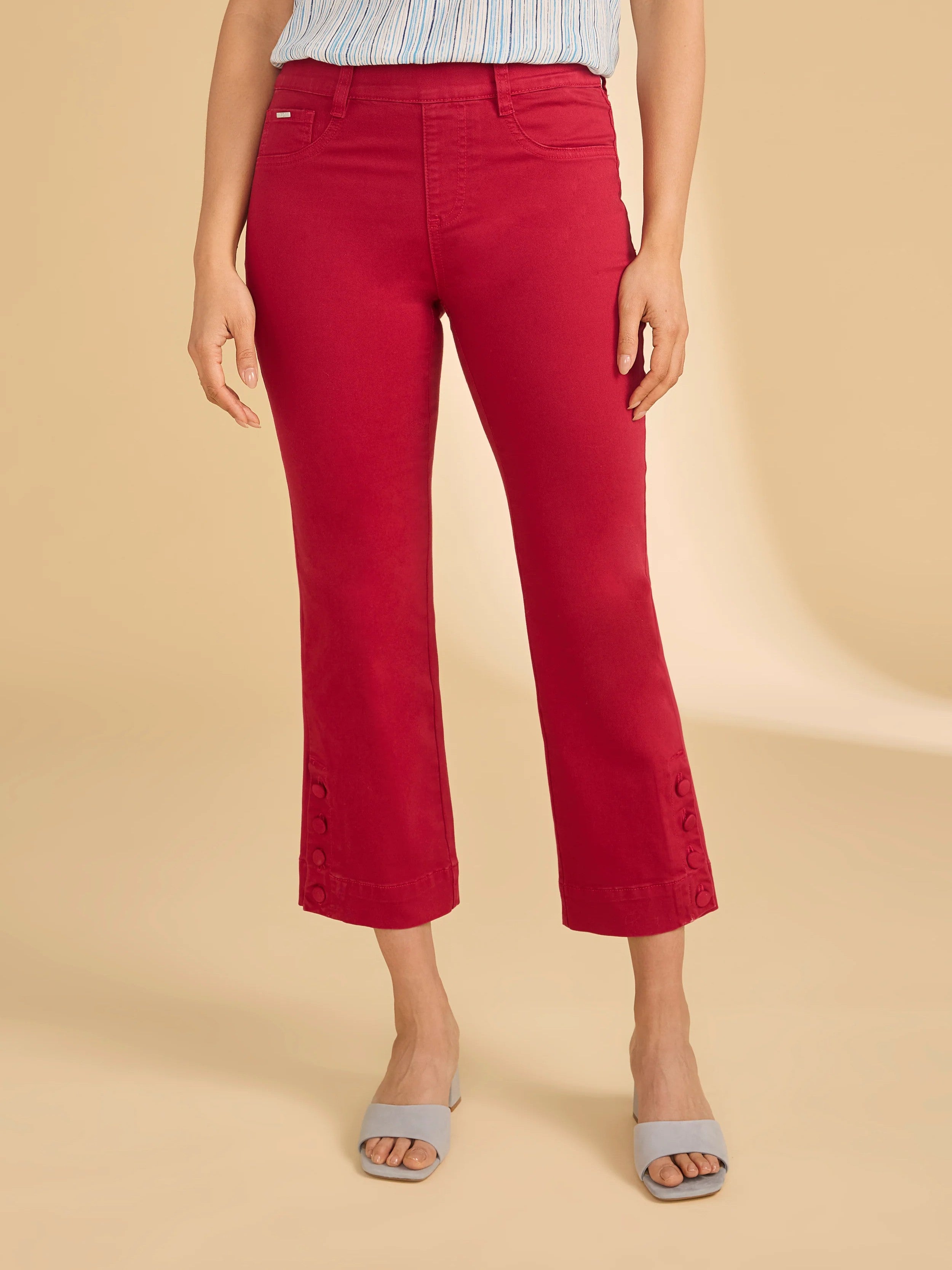 FDJ Olivia Pull-On 26" Inseam Button Hem Crop Pant