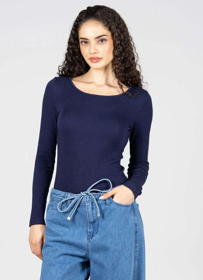 Seamless Rib Knit Long Sleeve Crew Neck Top