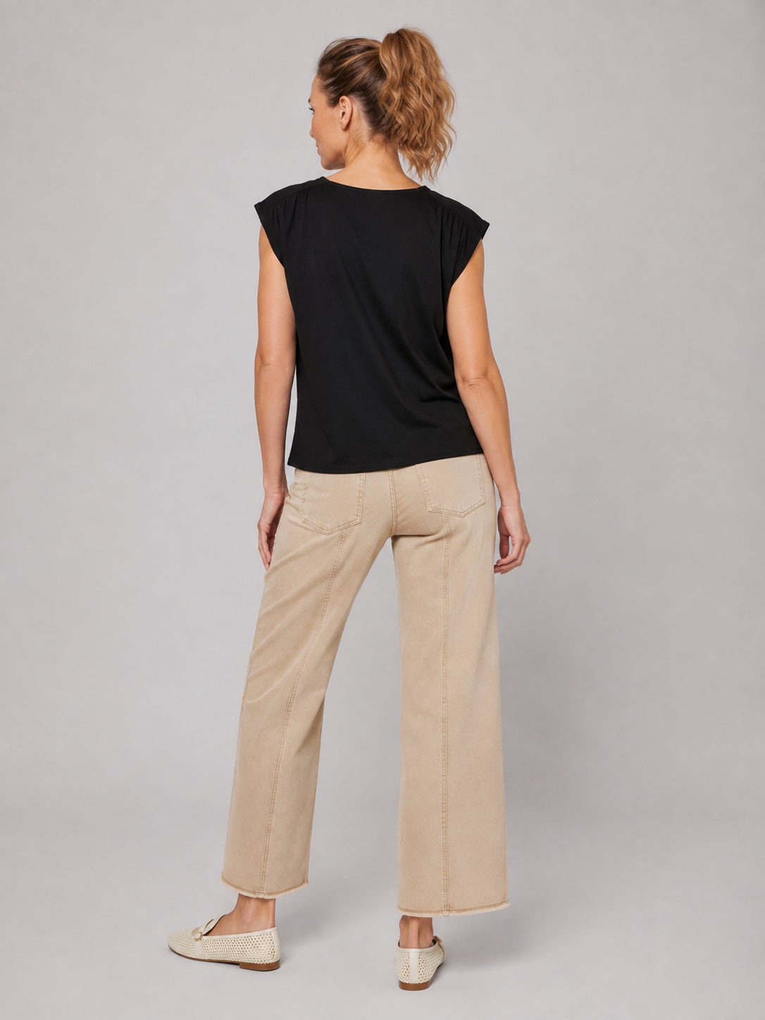 Simple Gather Sleeveless Top