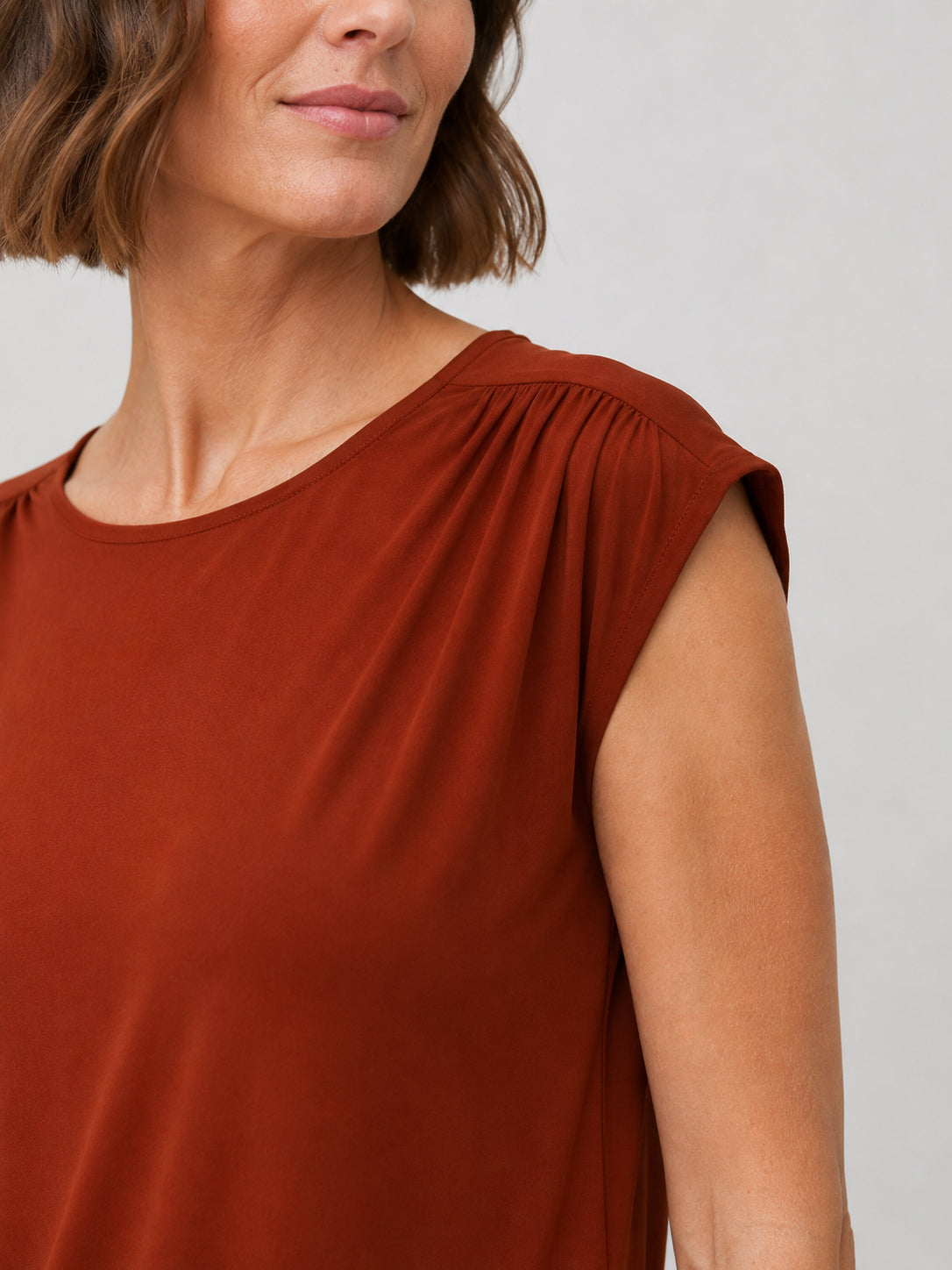 Simple Gather Sleeveless Top