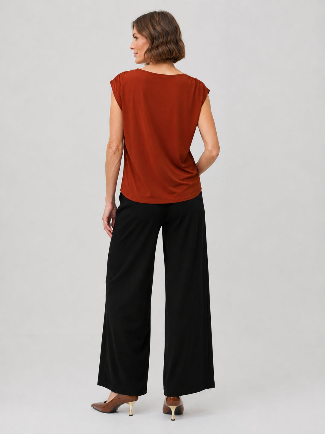 Simple Gather Sleeveless Top