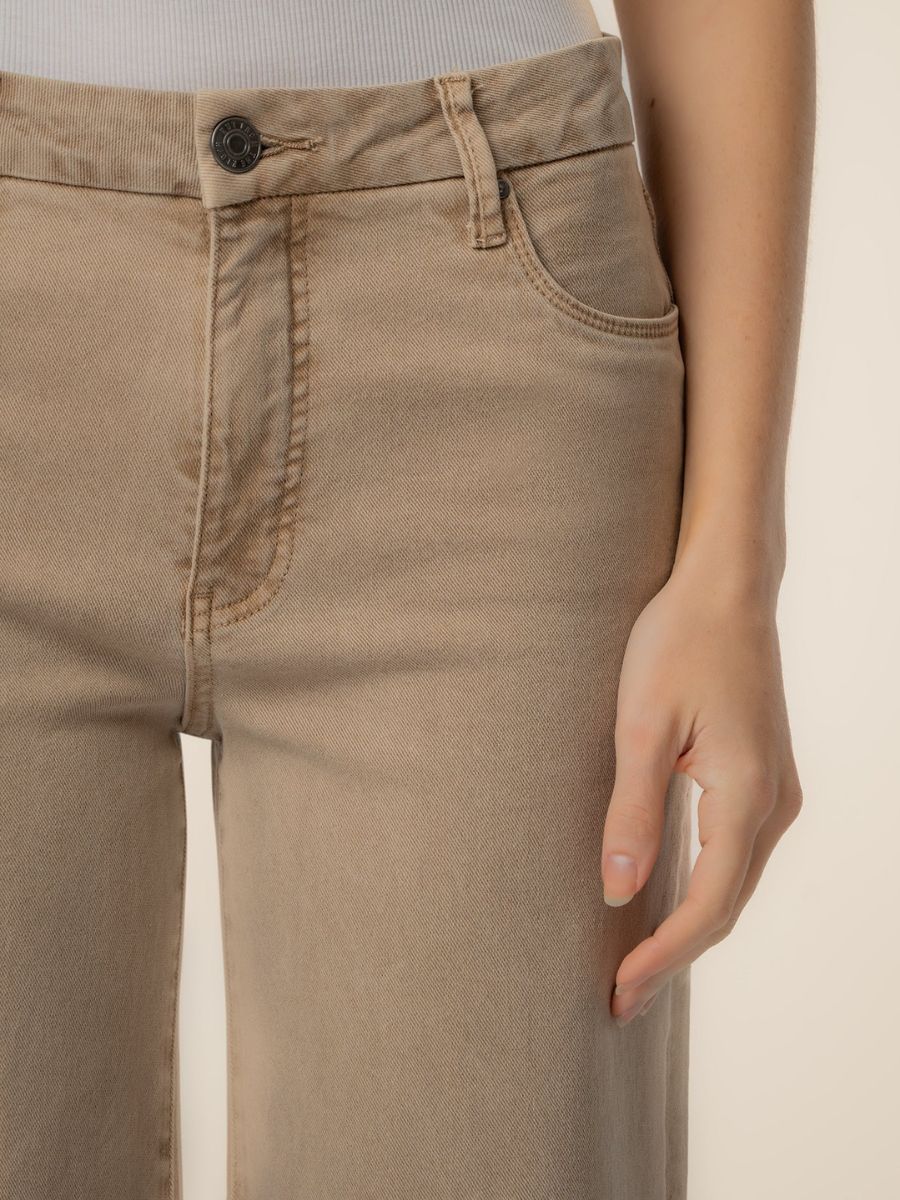 Kut from the Kloth Meg Wide Raw Jeans