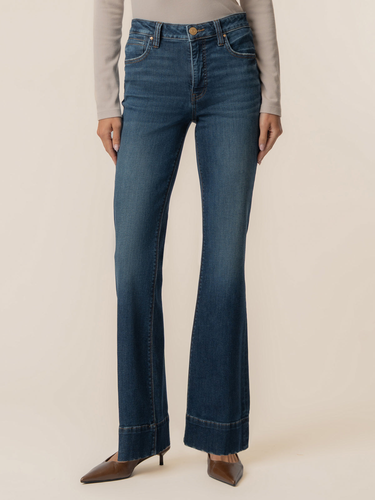 Kut from the Kloth Stella High Rise 31" Flare Trousers
