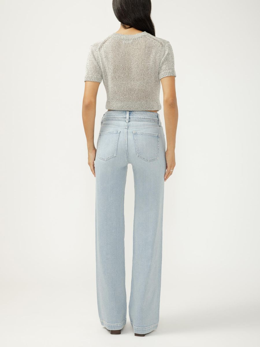 Light wash denim Silver Avery Curvy Trouser styled with a textured short sleeve sweater from Silver brand.
