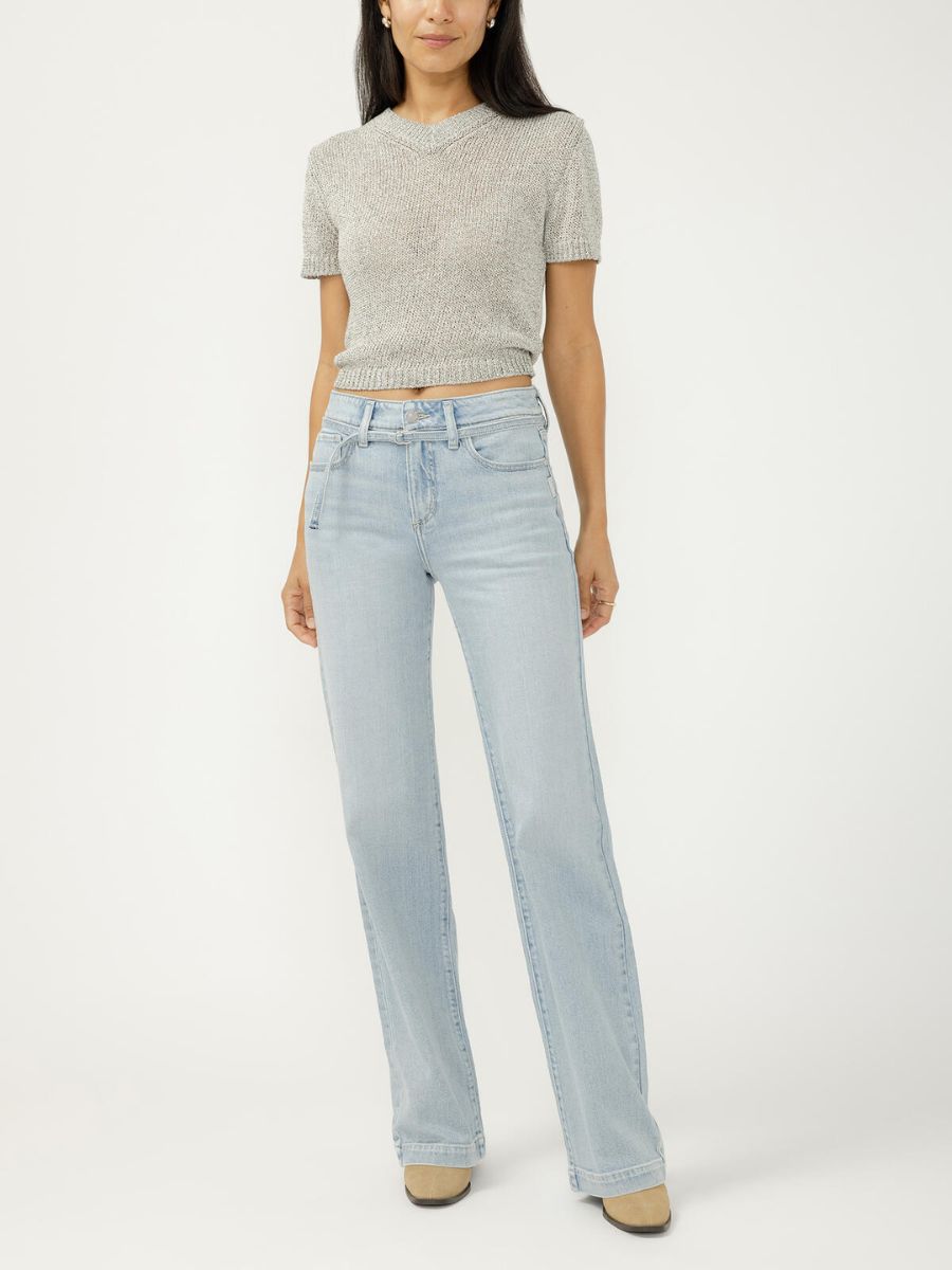 Light wash denim Silver Avery Curvy Trouser paired with a short sleeve knit top by Silver in a casual look