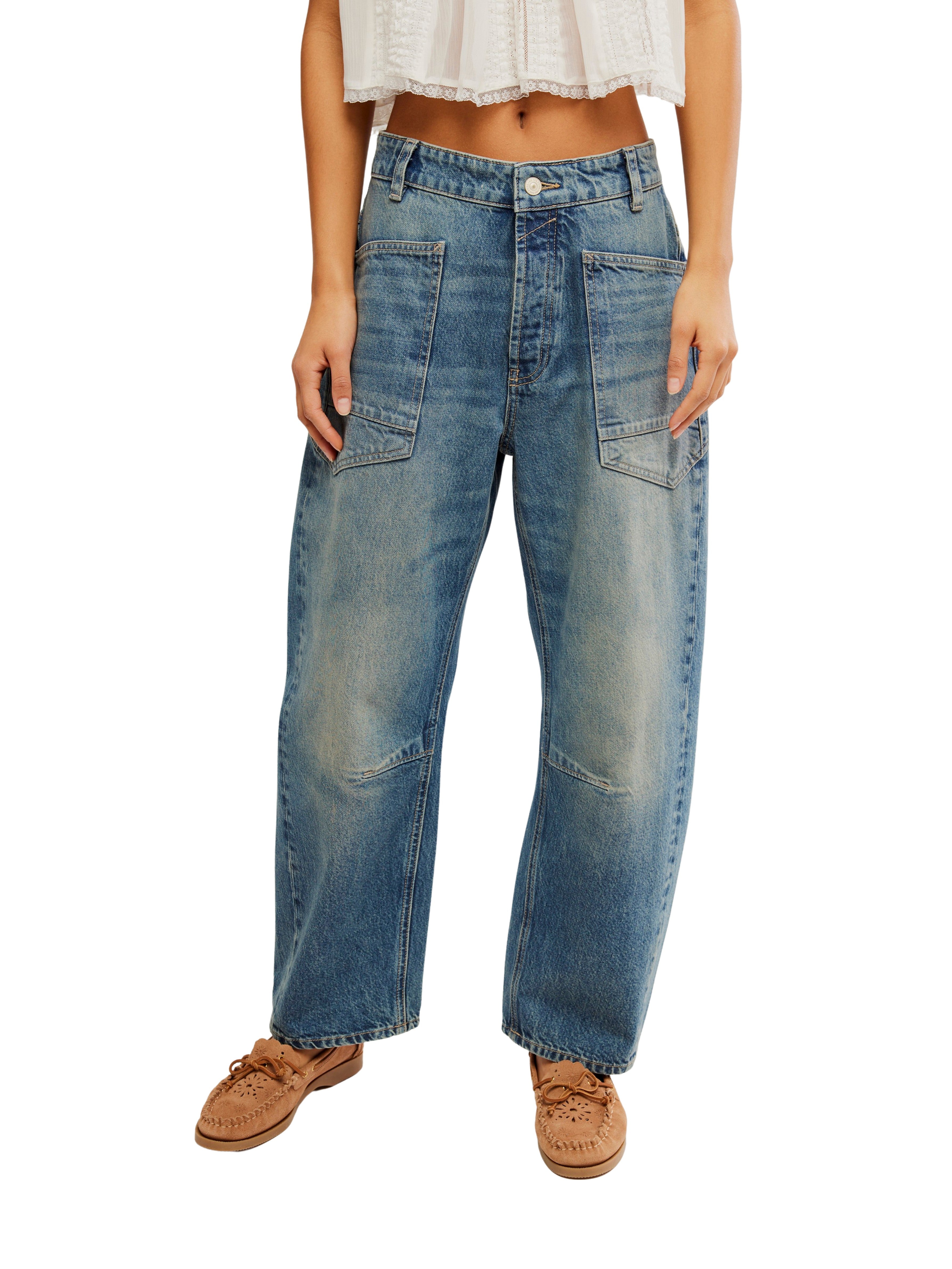 Free People Moxie Minimalist 26" Boyfriend Denim